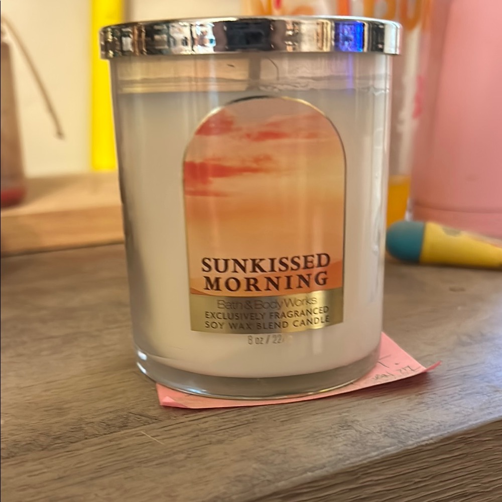 Bath & Body Works Sunkissed Morning Candle with Silver Lid
